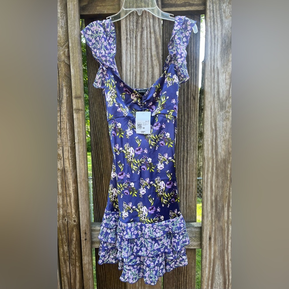 Forever 21 Tiered Floral Print Mini Dress - Picture 10 of 10